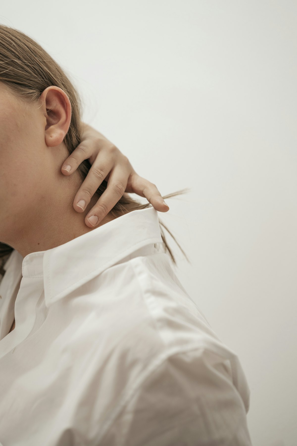 Ostéopathie et douleurs cervicales : dans quelles situations consulter ?